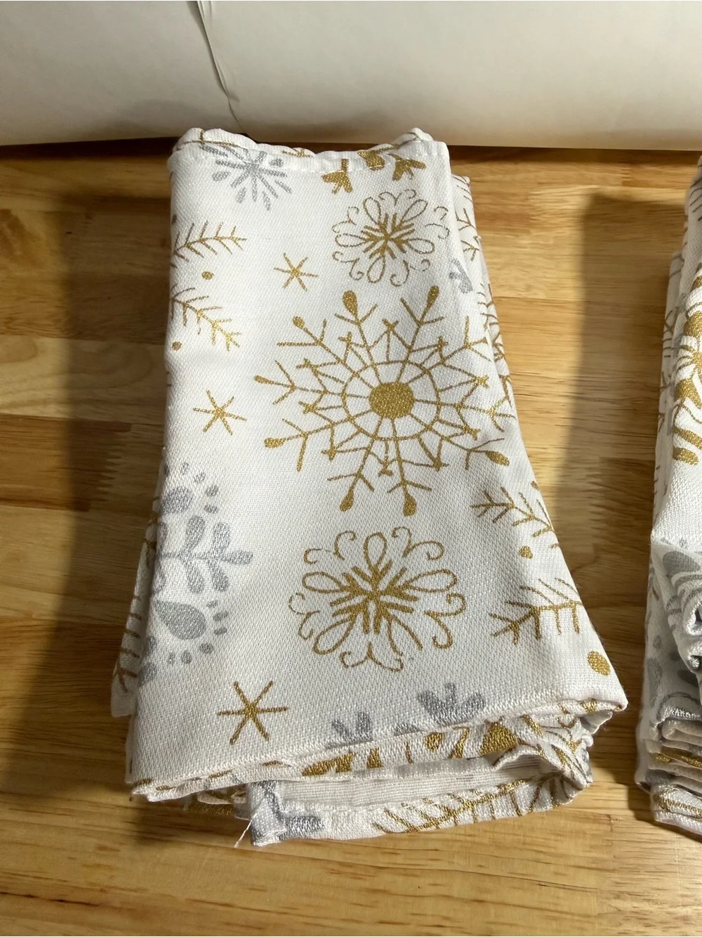 12 Gold Silver Snowflake Fabric Napkins 19x19 Winter Wonderland Christmas Dec